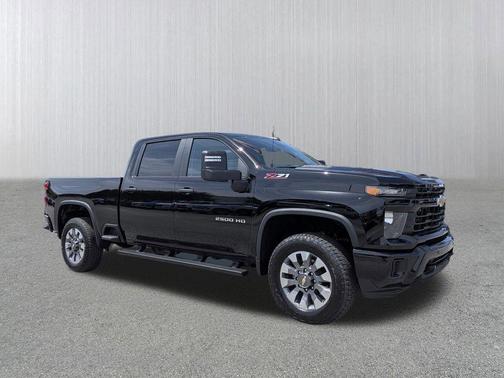 Black 2026 Chevrolet Silverado 2500 Custom