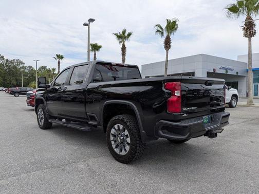 Black 2024 Chevrolet Silverado 2500 Custom