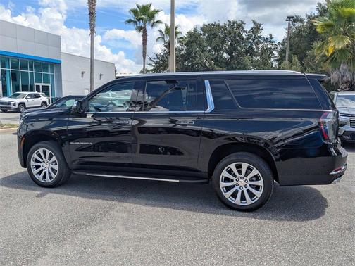 2025 Chevrolet Suburban Premier
