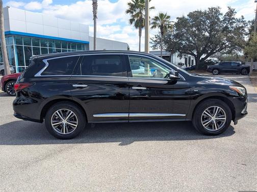 2018 INFINITI QX60 Base