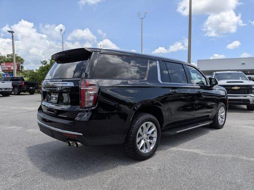 Black 2024 Chevrolet Suburban Premier