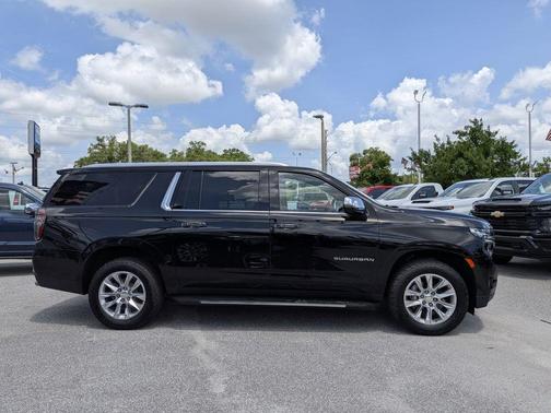 Black 2024 Chevrolet Suburban Premier