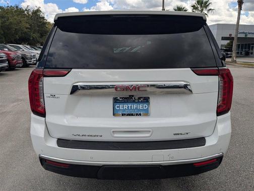 2024 GMC Yukon XL SLT