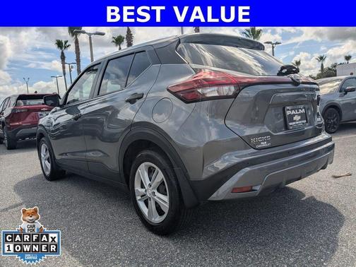 Gun Metallic 2023 Nissan Kicks S
