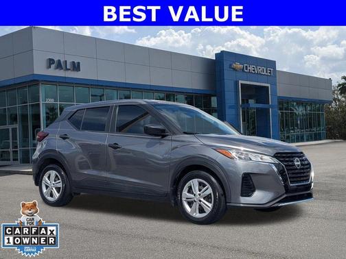 Gun Metallic 2023 Nissan Kicks S