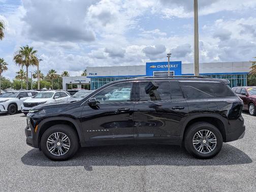 Black Metallic 2024 Chevrolet Traverse LT