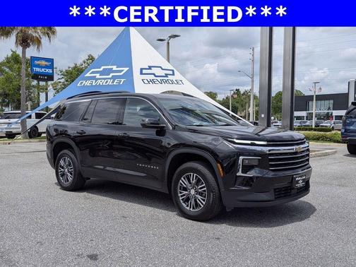 Black Metallic 2024 Chevrolet Traverse LT