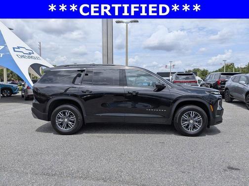 Black Metallic 2024 Chevrolet Traverse LT