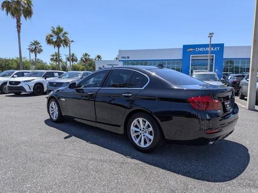 Black Sapphire Metallic 2016 BMW 528 i