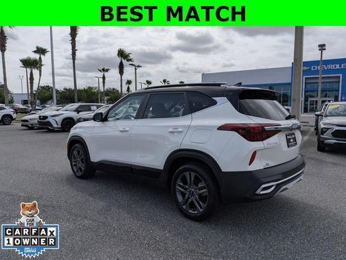Clear White 2023 Kia Seltos S