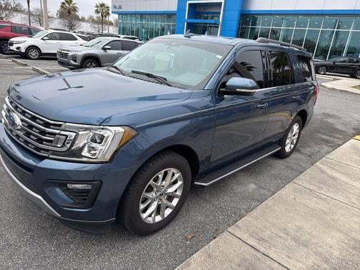 2020 Ford Expedition XLT