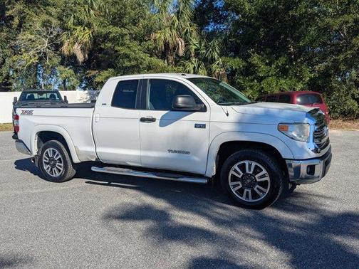 2016 Toyota Tundra SR5
