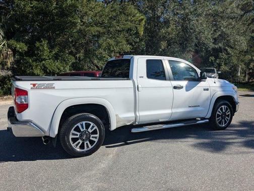 2016 Toyota Tundra SR5