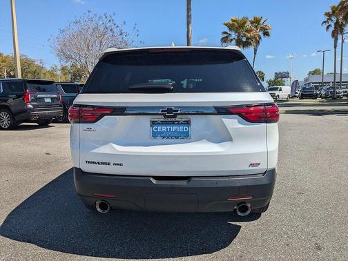 Pearl 2023 Chevrolet Traverse RS