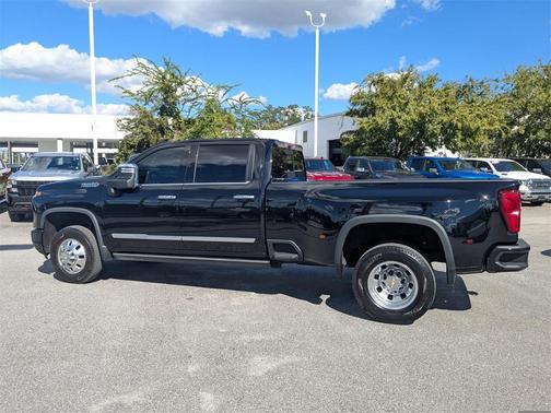 2024 Chevrolet Silverado 3500 High Country