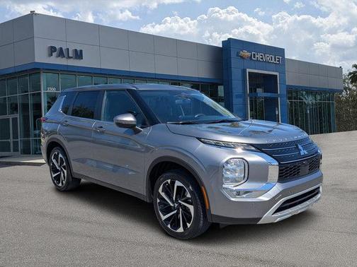 2022 Mitsubishi Outlander SE