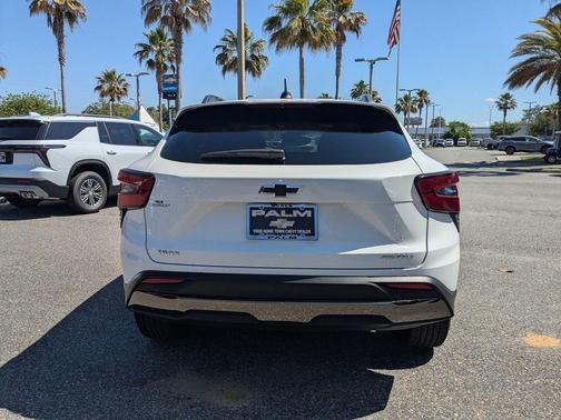 Summit White 2025 Chevrolet Trax ACTIV