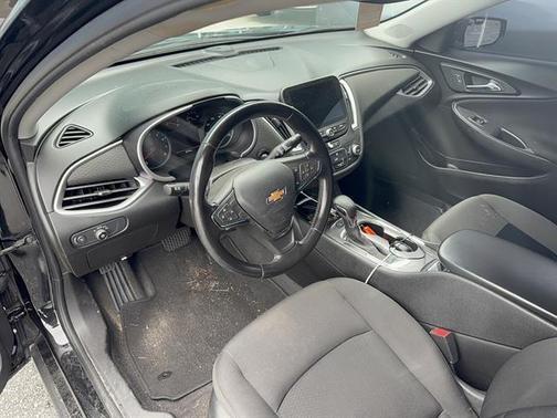 Mosaic Black Metallic 2021 Chevrolet Malibu RS