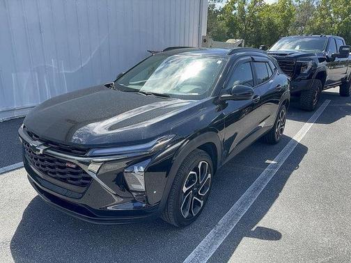 Black Metallic 2025 Chevrolet Trax 2RS