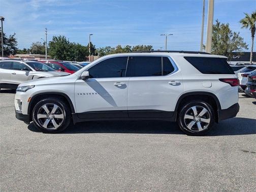 2022 Chevrolet Traverse LT Leather