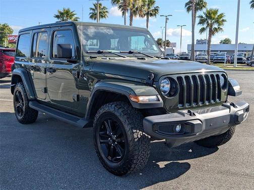 2020 Jeep Wrangler Unlimited Sahara Altitude