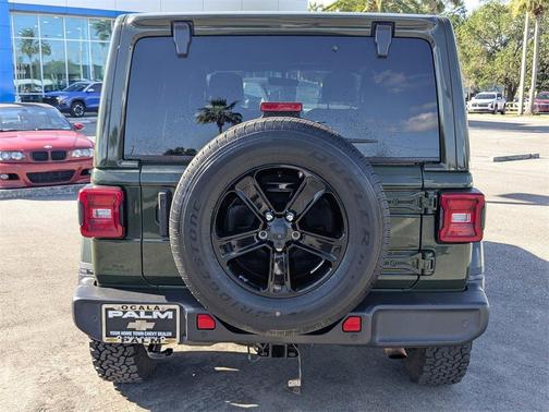 2020 Jeep Wrangler Unlimited Sahara Altitude