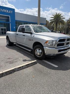 Bright Silver Clearcoat Metallic 2018 RAM 3500 Tradesman