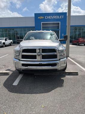 Bright Silver Clearcoat Metallic 2018 RAM 3500 Tradesman