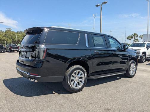 Black 2026 Chevrolet Suburban Premier