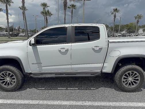 Summit White 2019 Chevrolet Colorado ZR2