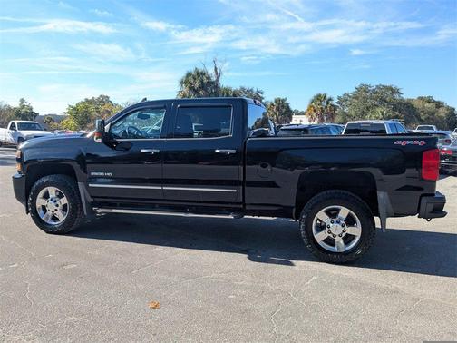 2017 Chevrolet Silverado 2500 LT