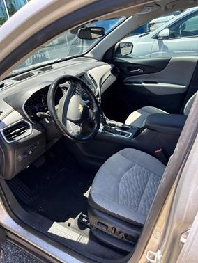 Silver Ice Metallic 2021 Chevrolet Equinox 1LT