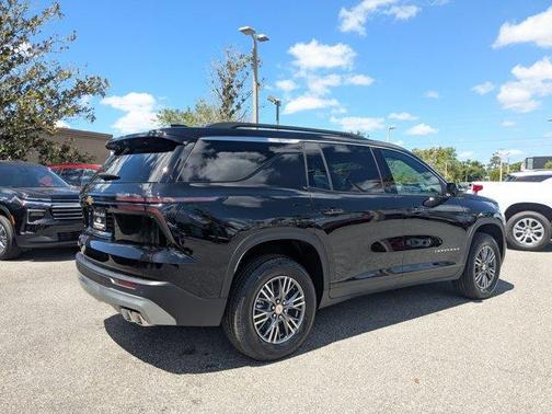 Black 2026 Chevrolet Traverse LT