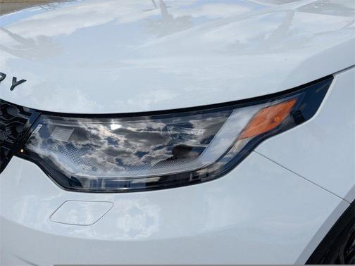 2025 Land Rover Discovery P360 Dynamic SE