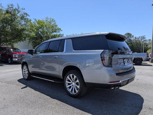 Sterling Gray Metallic 2025 Chevrolet Suburban Premier