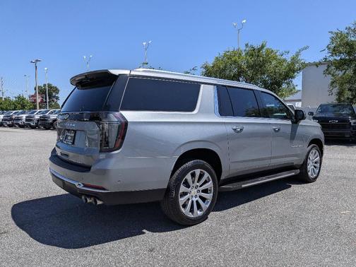 Sterling Gray Metallic 2025 Chevrolet Suburban Premier