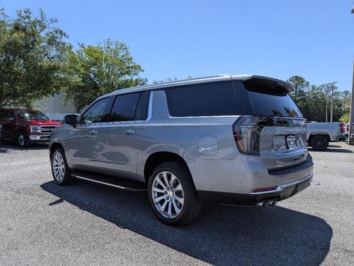 Sterling Gray Metallic 2025 Chevrolet Suburban Premier