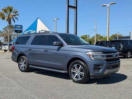 Infinite Blue Metallic Tinted Clearcoat 2022 Ford Expedition Max XLT
