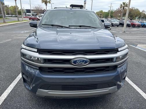 2022 Ford Expedition Max XLT