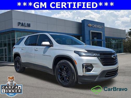 Silver Ice Metallic 2022 Chevrolet Traverse LT Cloth