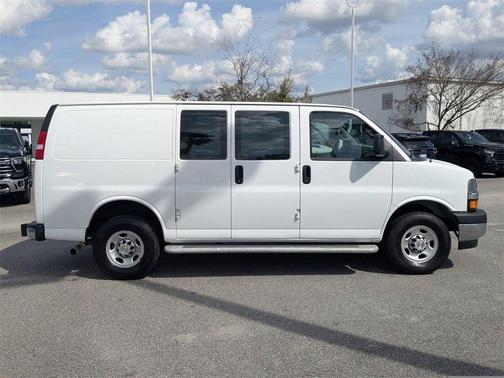 2024 Chevrolet Express 2500 Work Van
