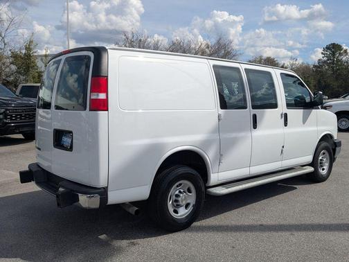 2024 Chevrolet Express 2500 Work Van