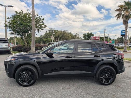 Black 2026 Chevrolet Trax ACTIV