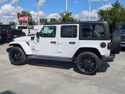 2022 Jeep Wrangler Unlimited 4xe Sahara