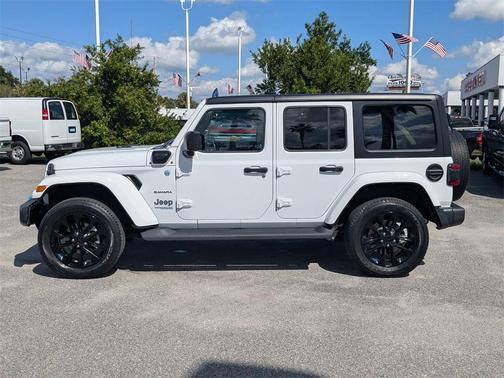 2022 Jeep Wrangler Unlimited 4xe Sahara