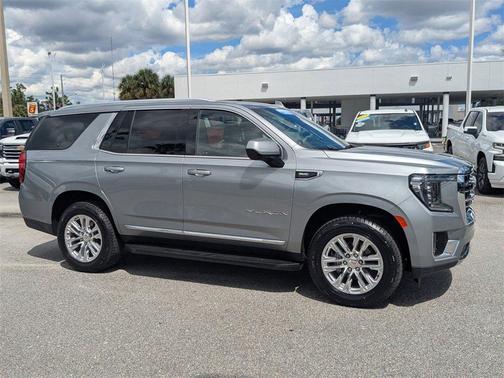 2024 GMC Yukon SLT