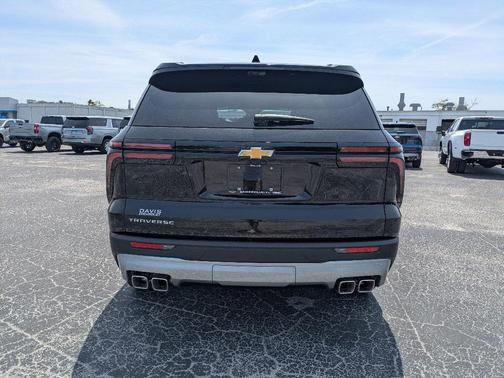 Black 2026 Chevrolet Traverse LT