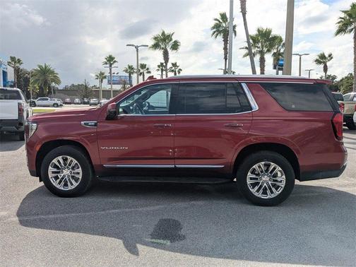 2022 GMC Yukon SLT