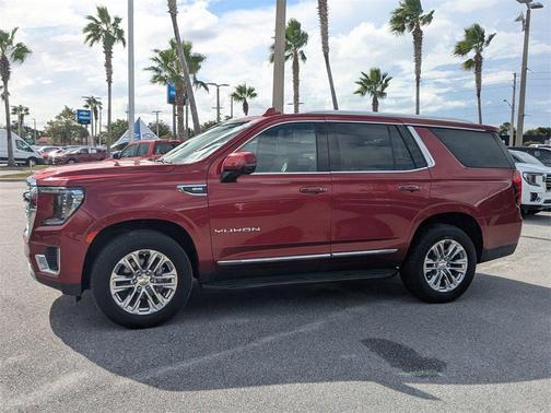 2022 GMC Yukon SLT