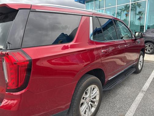 2022 GMC Yukon SLT